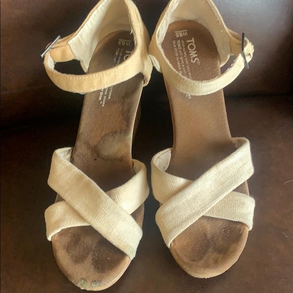 Toms wedge cream 8.5 w - Picture 2 of 11